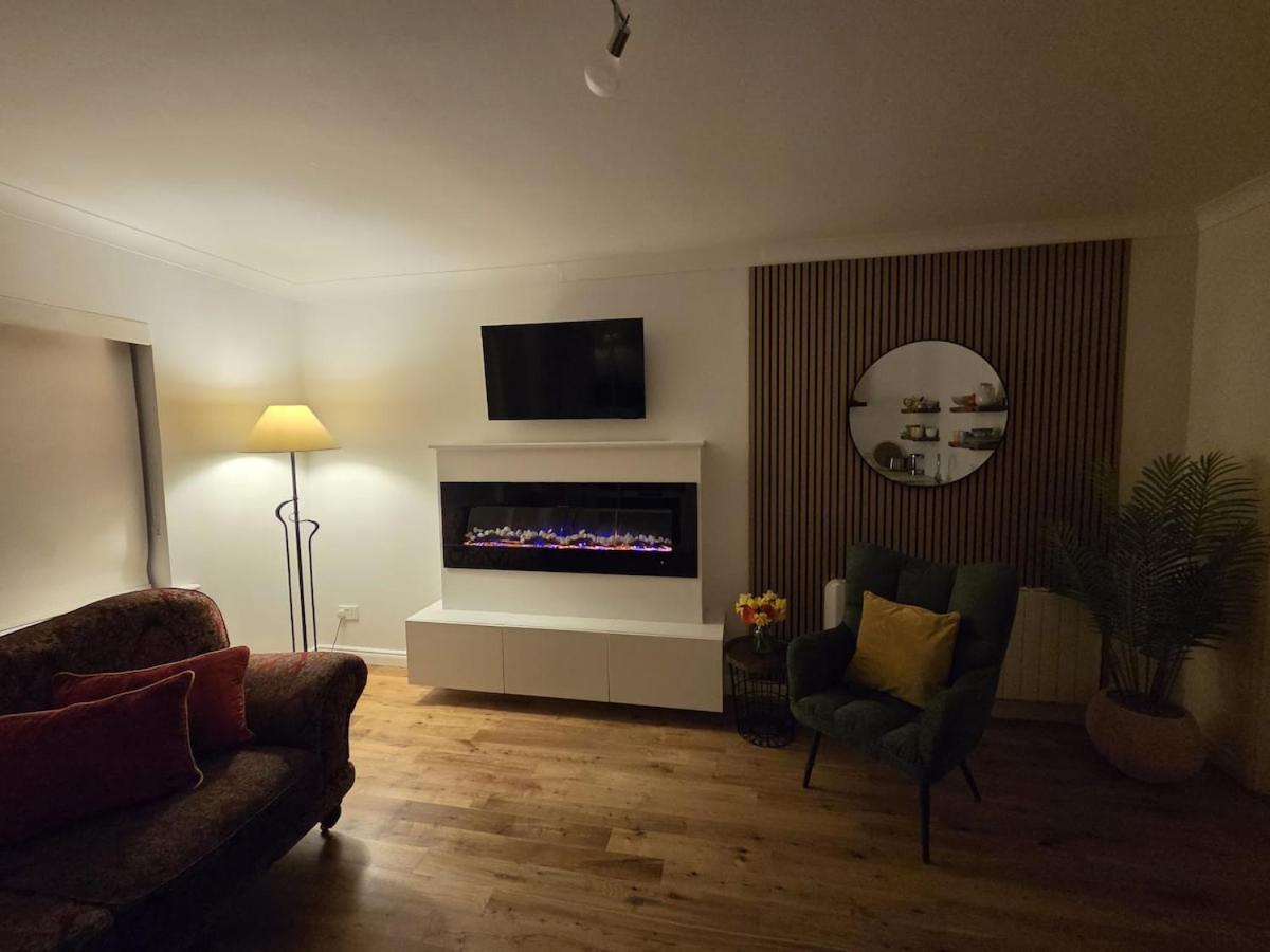 Stylish In Apartment Cong